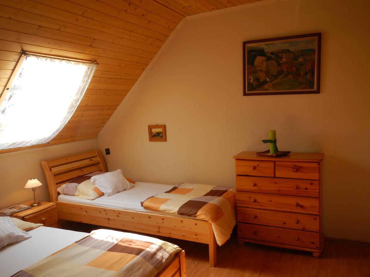 Vakacio Apartman Balatonalmadi Luaran gambar