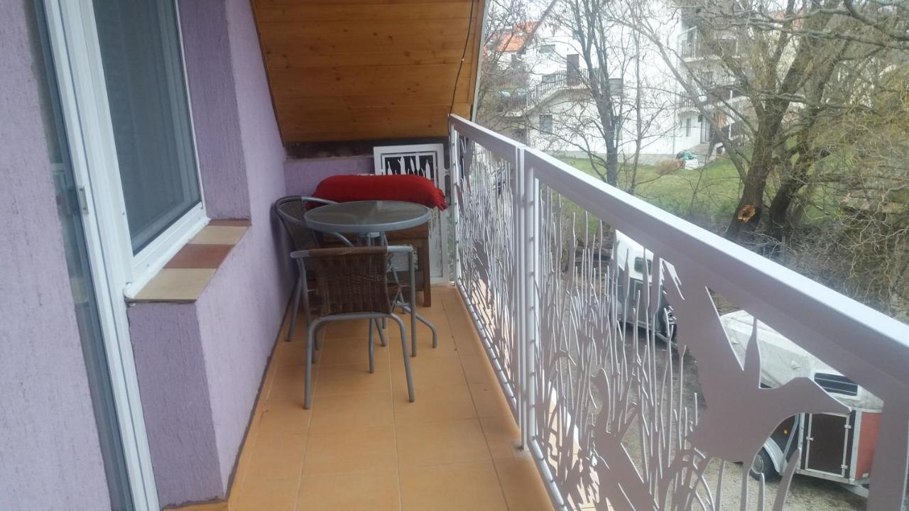 Vakacio Apartman Balatonalmadi Luaran gambar